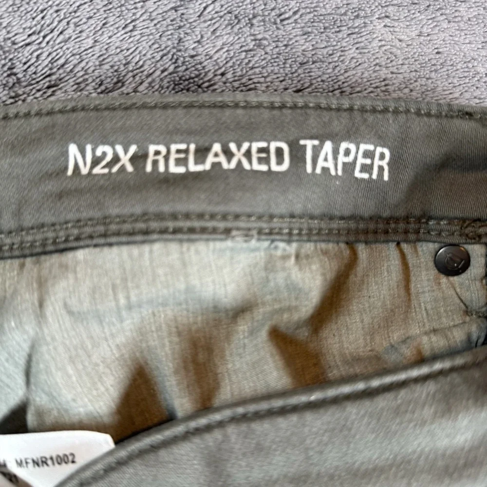DU/ER No Sweat Pants Mens 32x32 N2X Relaxed Taper Green Performance Denim
